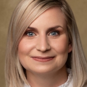 Dr. Jenny Poschmann